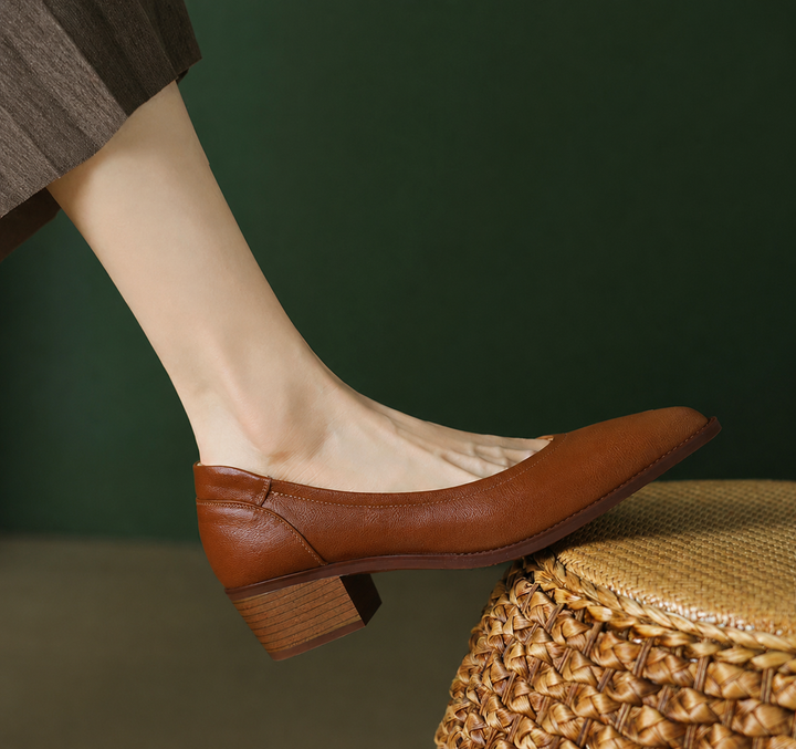 Cora Pumps