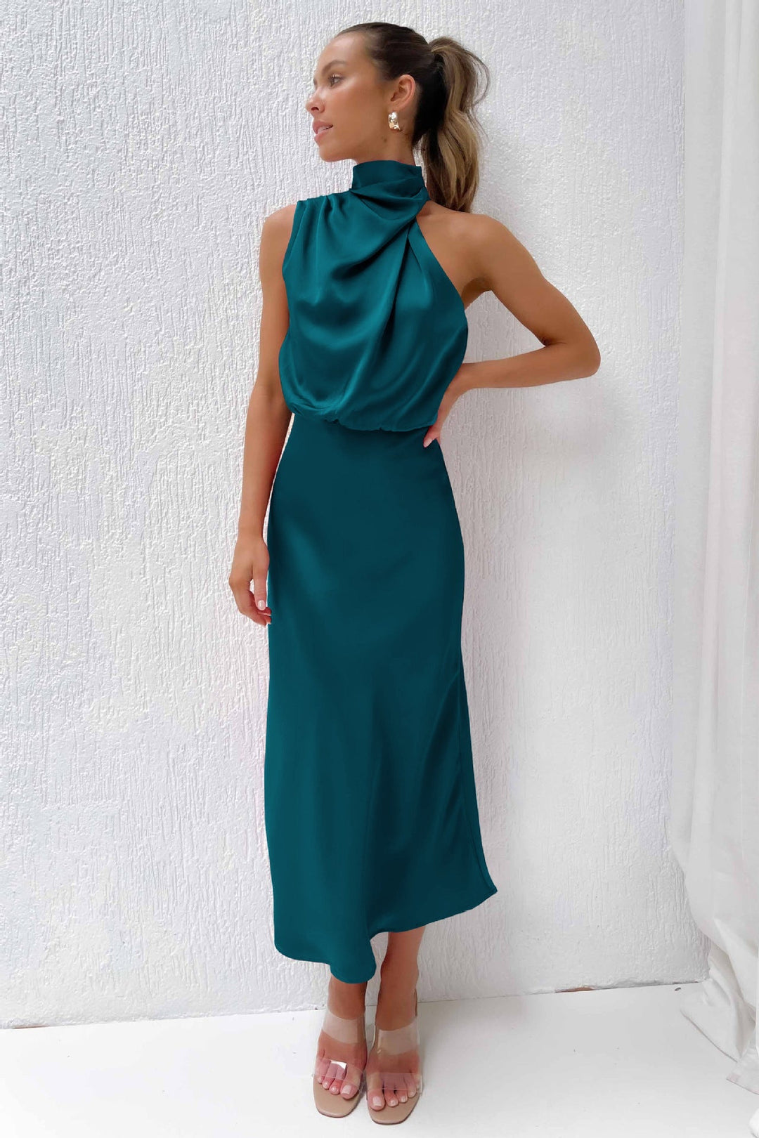 Seraphina Elegant and Flattering Dress