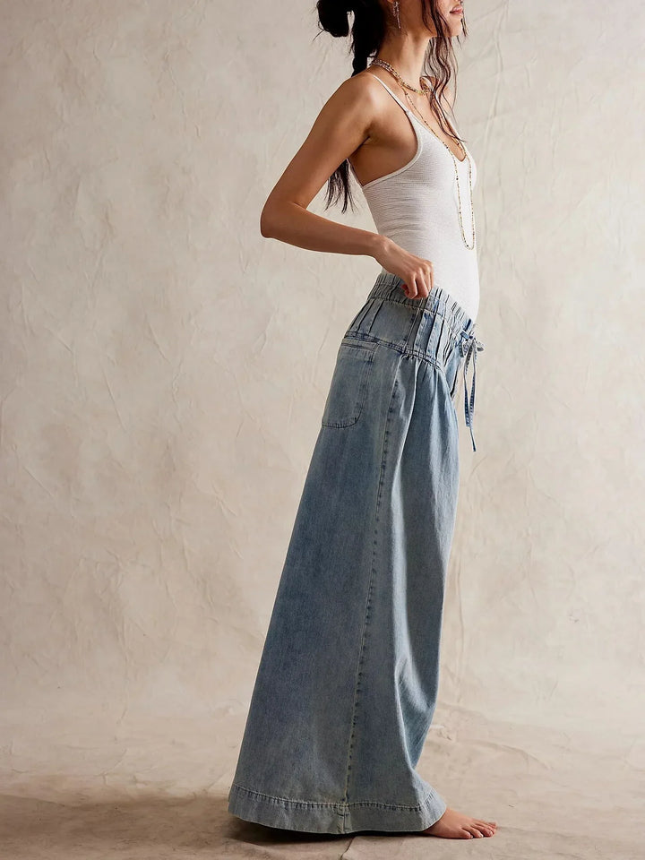 Aria Women’s Pull-On Chambray Jeans
