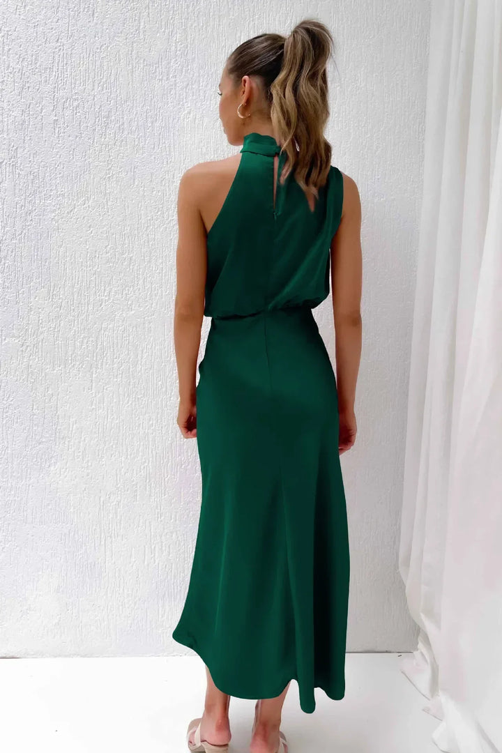 Seraphina Elegant and Flattering Dress