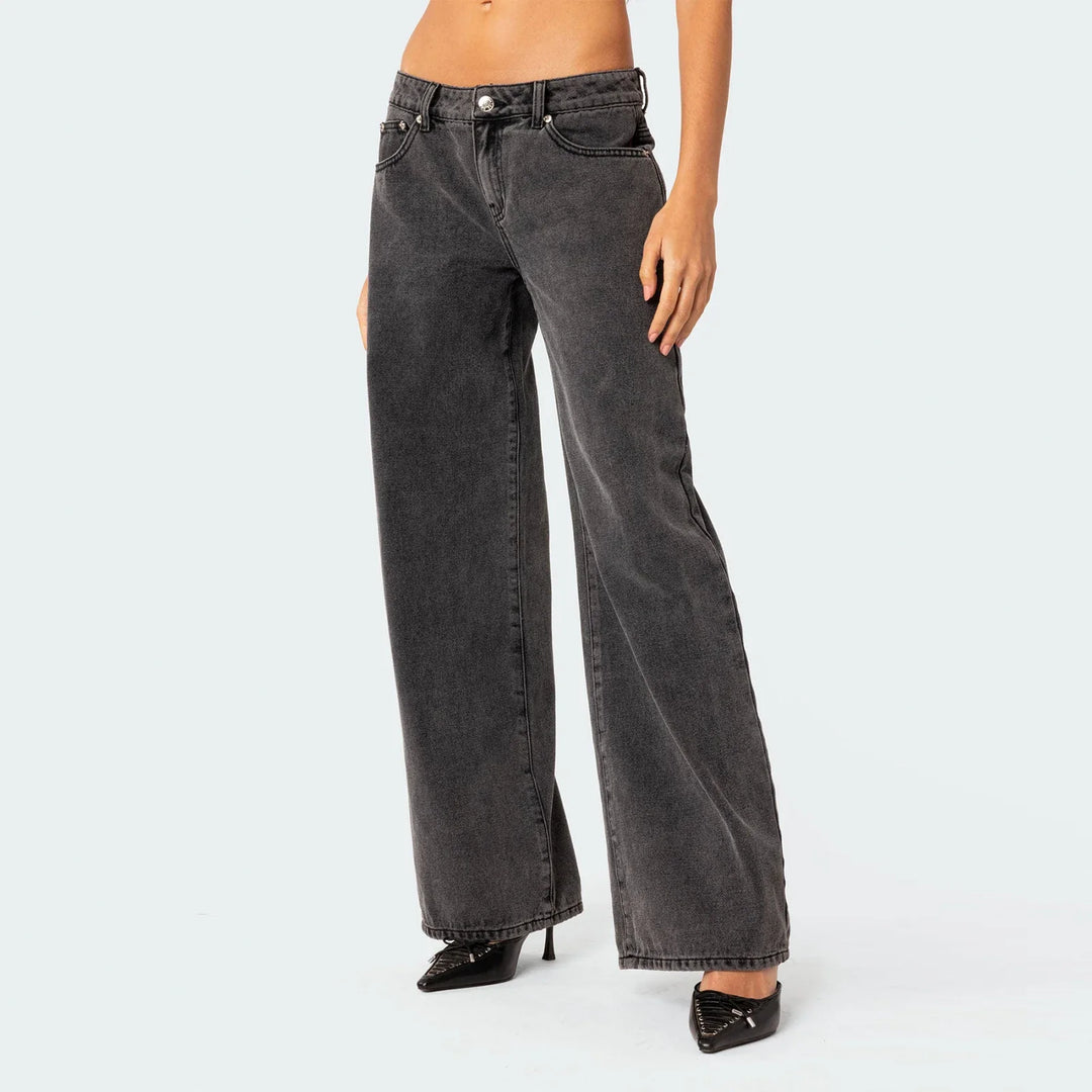 Amelia Straight Jeans