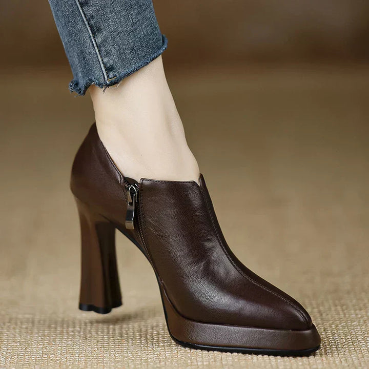 Giselle Platform Pumps