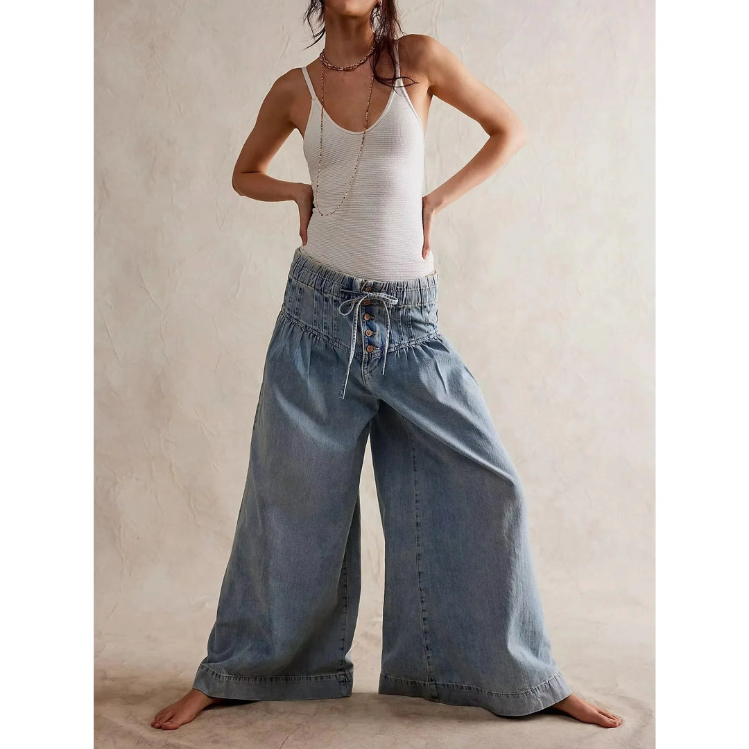 Aria Women’s Pull-On Chambray Jeans