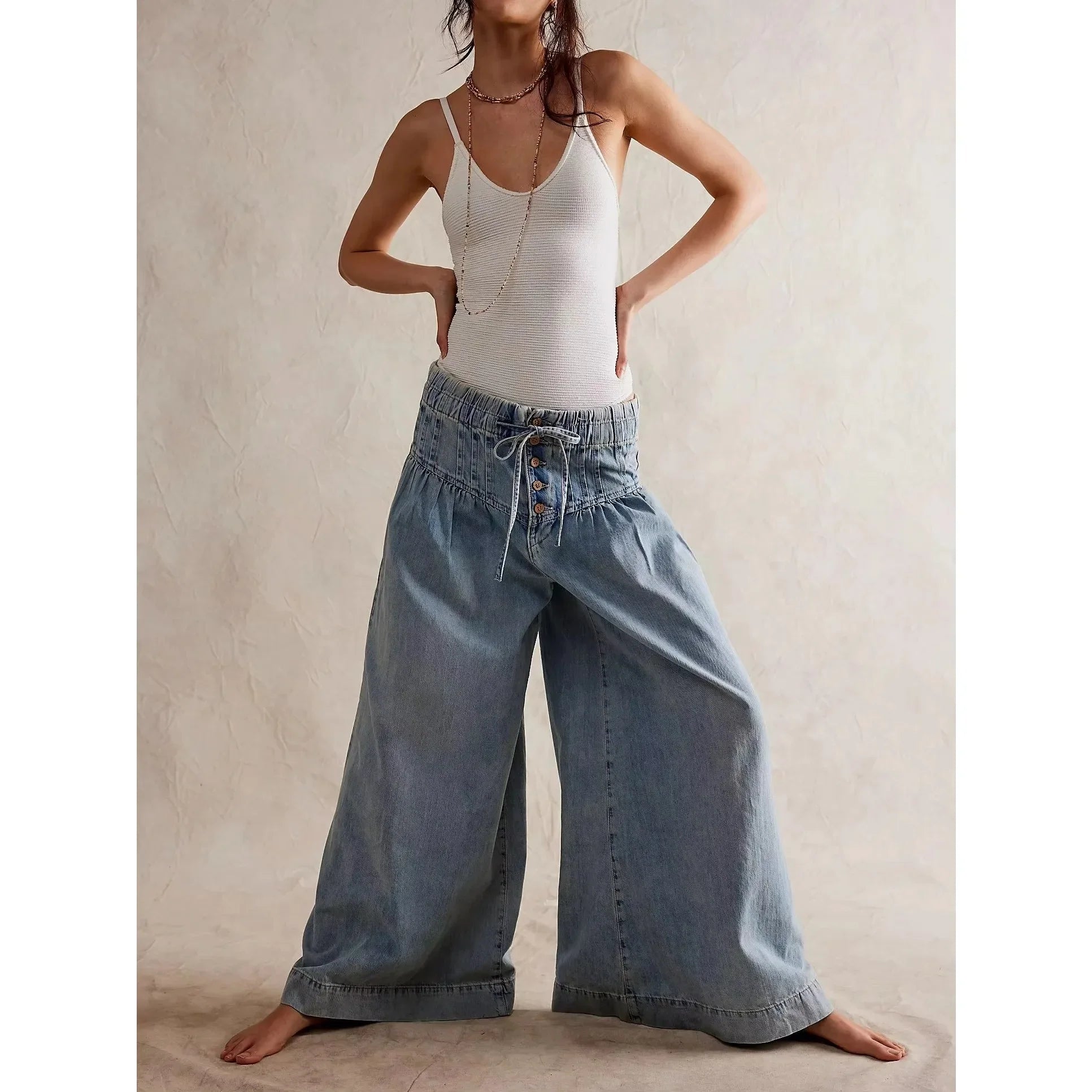 Aria Women’s Pull-On Chambray Jeans