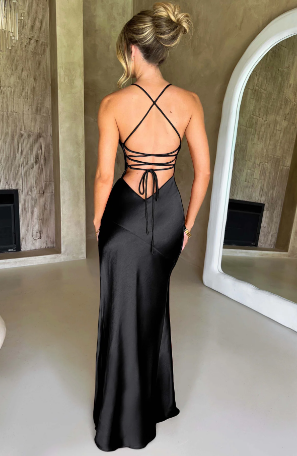 Lilly Elegant Maxi Dress with Thigh-High Slit