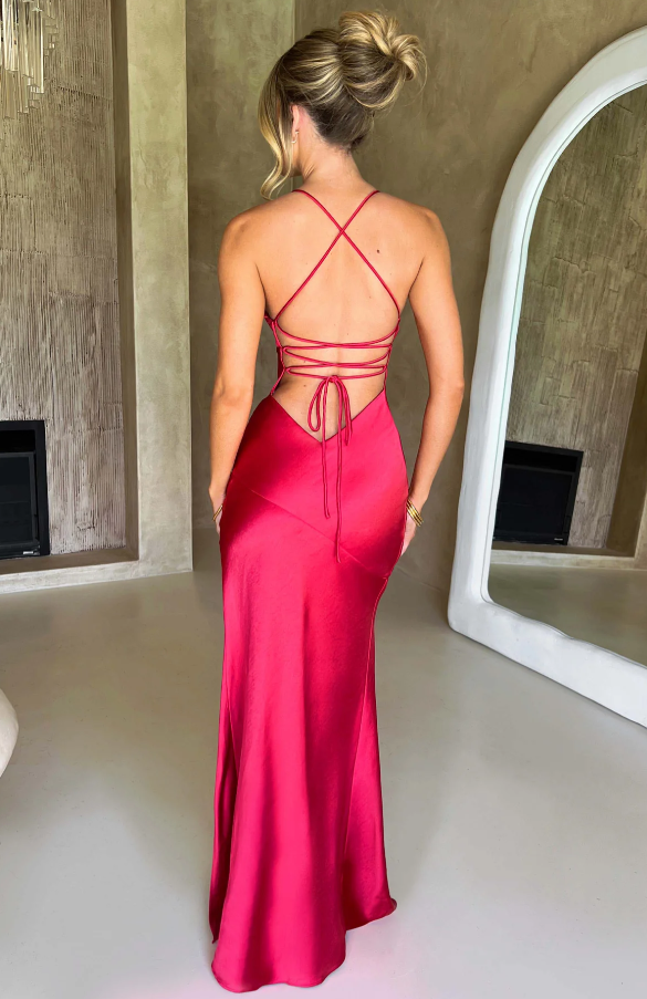 Lilly Elegant Maxi Dress with Thigh-High Slit