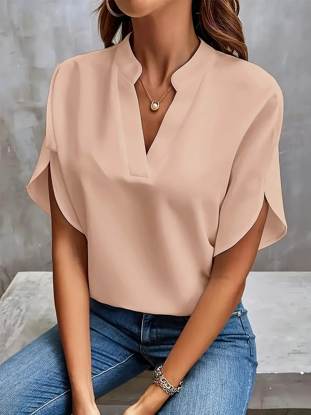 Vionelle Tailored V Neck Blouse