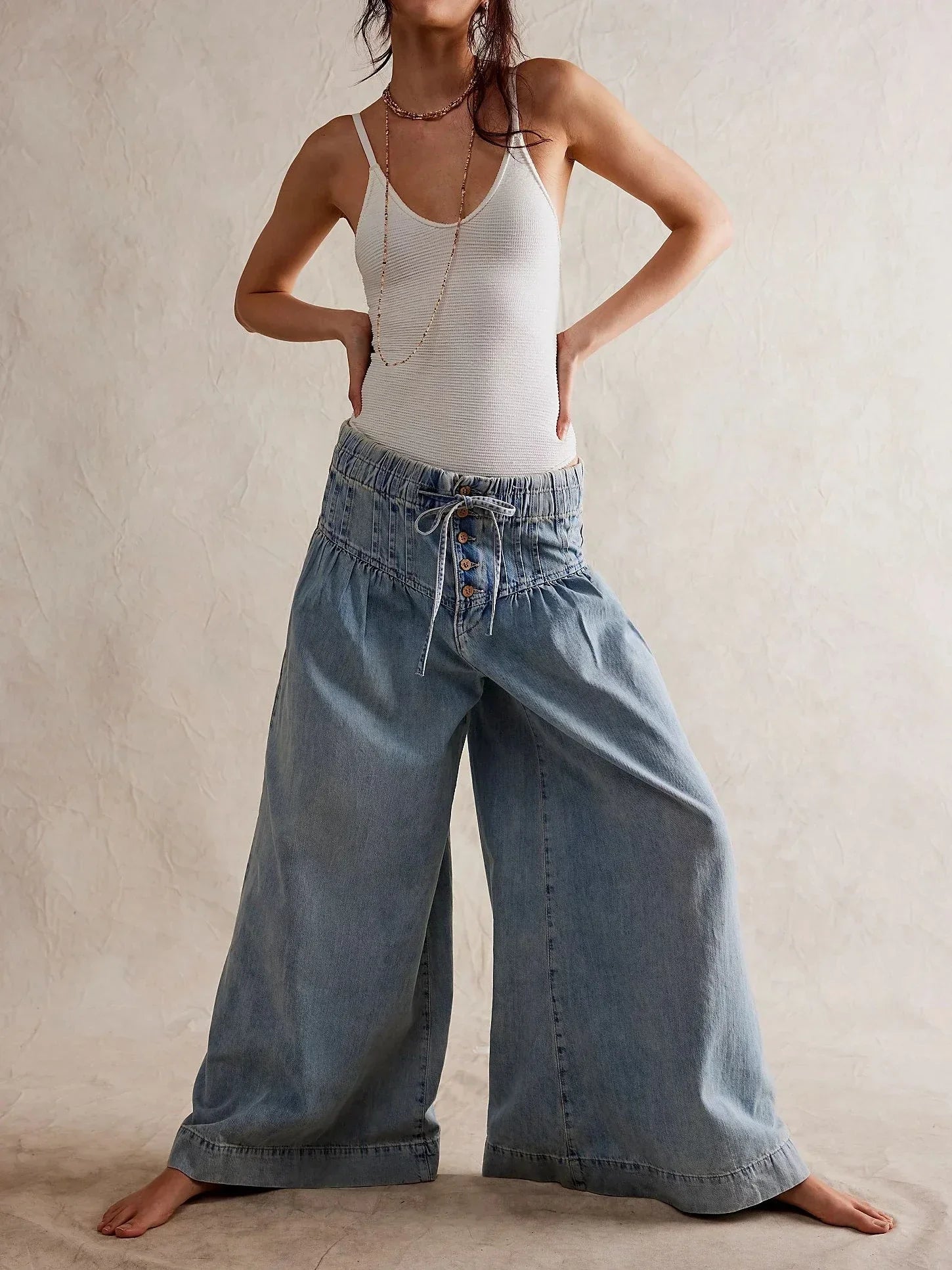 Aria Women’s Pull-On Chambray Jeans