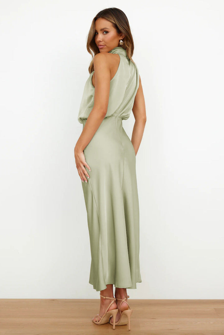 Seraphina Elegant and Flattering Dress