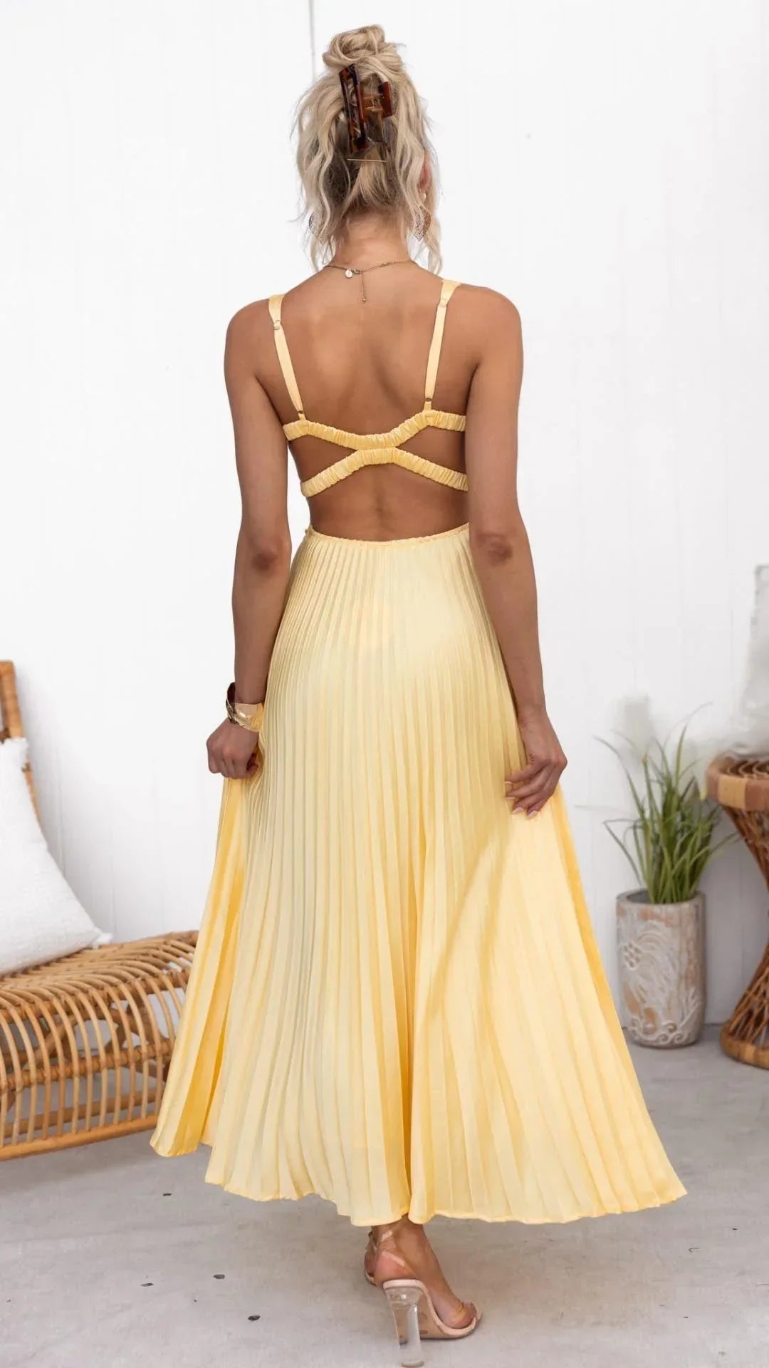 Solene Elegant Yellow Pleated V-Neck Maxi Dress
